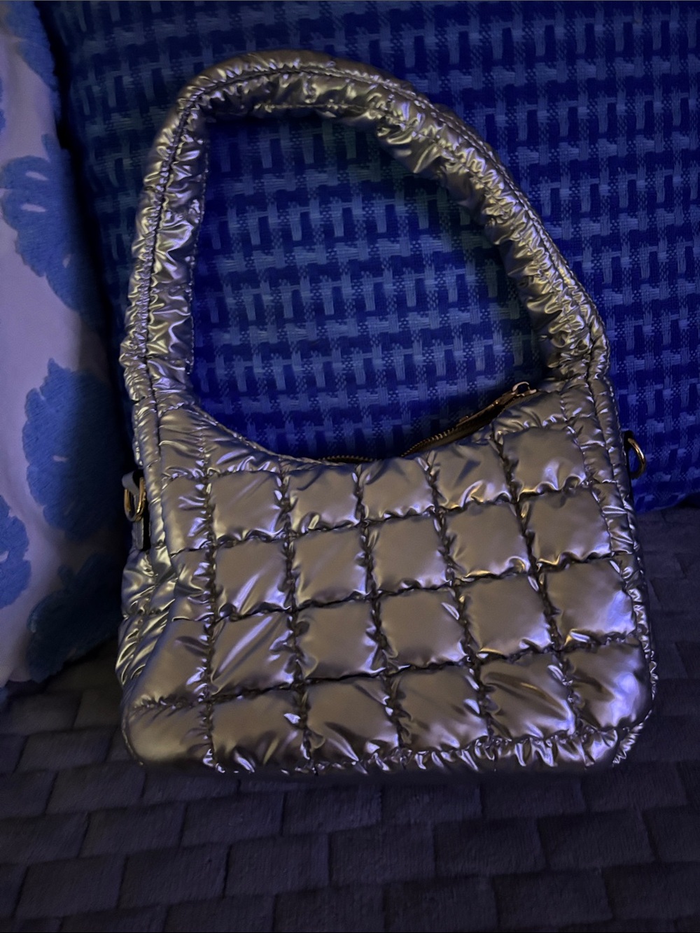 Metallic Quilted Shoulder Bag in Silver